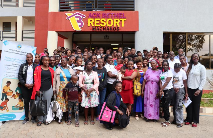 Group photo of workshop participants